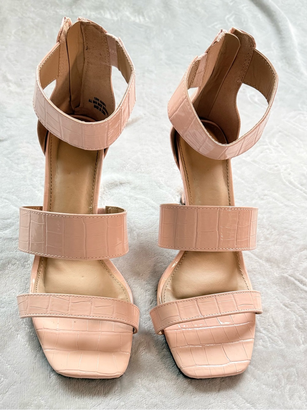 Croc-Embossed Blush Block Heel Sandals with Ankle Strap 10 Wide